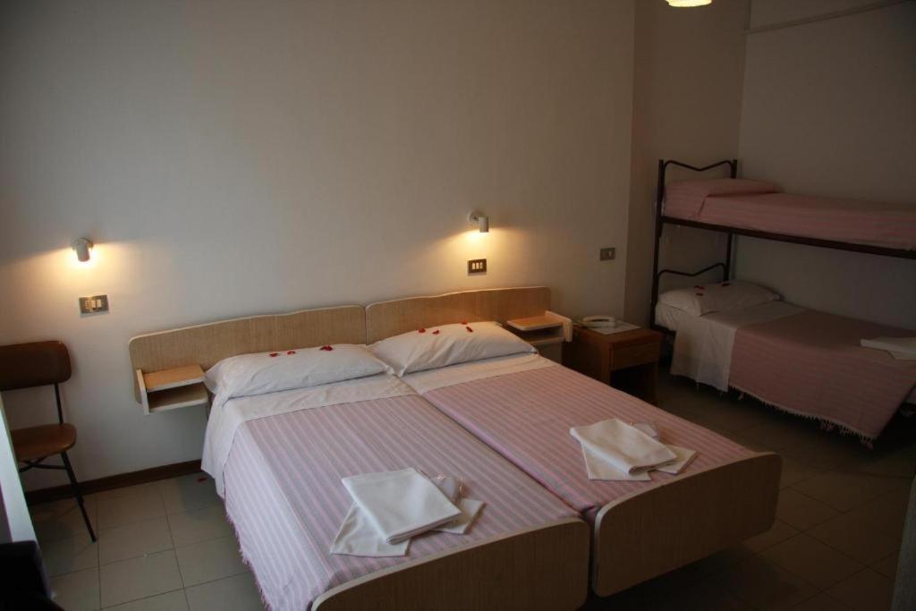 Hotel Orchidea Ρίμινι Εξωτερικό φωτογραφία