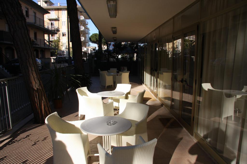 Hotel Orchidea Ρίμινι Εξωτερικό φωτογραφία