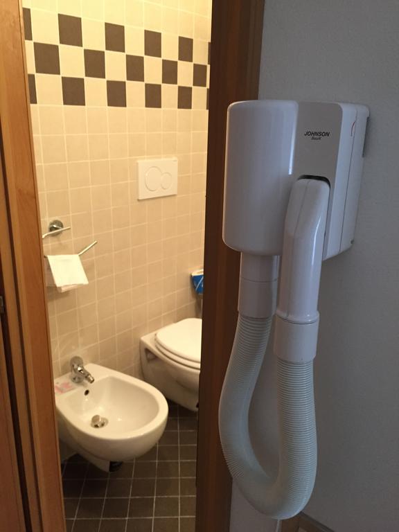 Hotel Orchidea Ρίμινι Εξωτερικό φωτογραφία